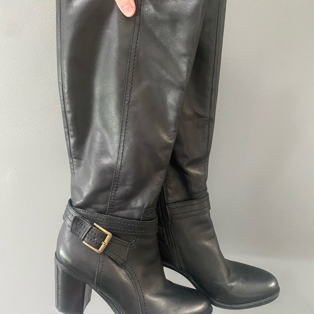 Naturalizer Black Heeled Boots with Buckle